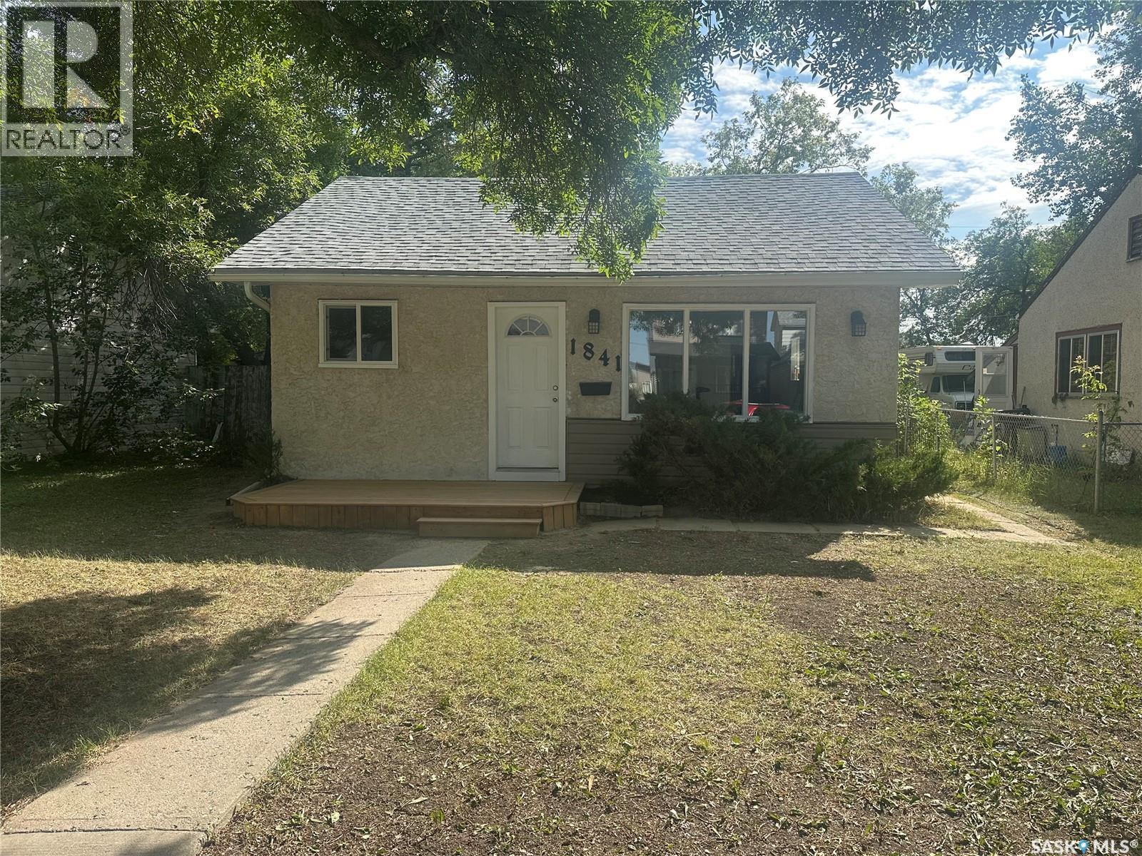 1841 YORK STREET, Regina, Saskatchewan