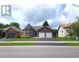 30 HEARTWOOD DRIVE, Belleville, Ontario