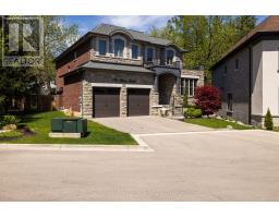 125 PALISER COURT, Oakville, Ontario