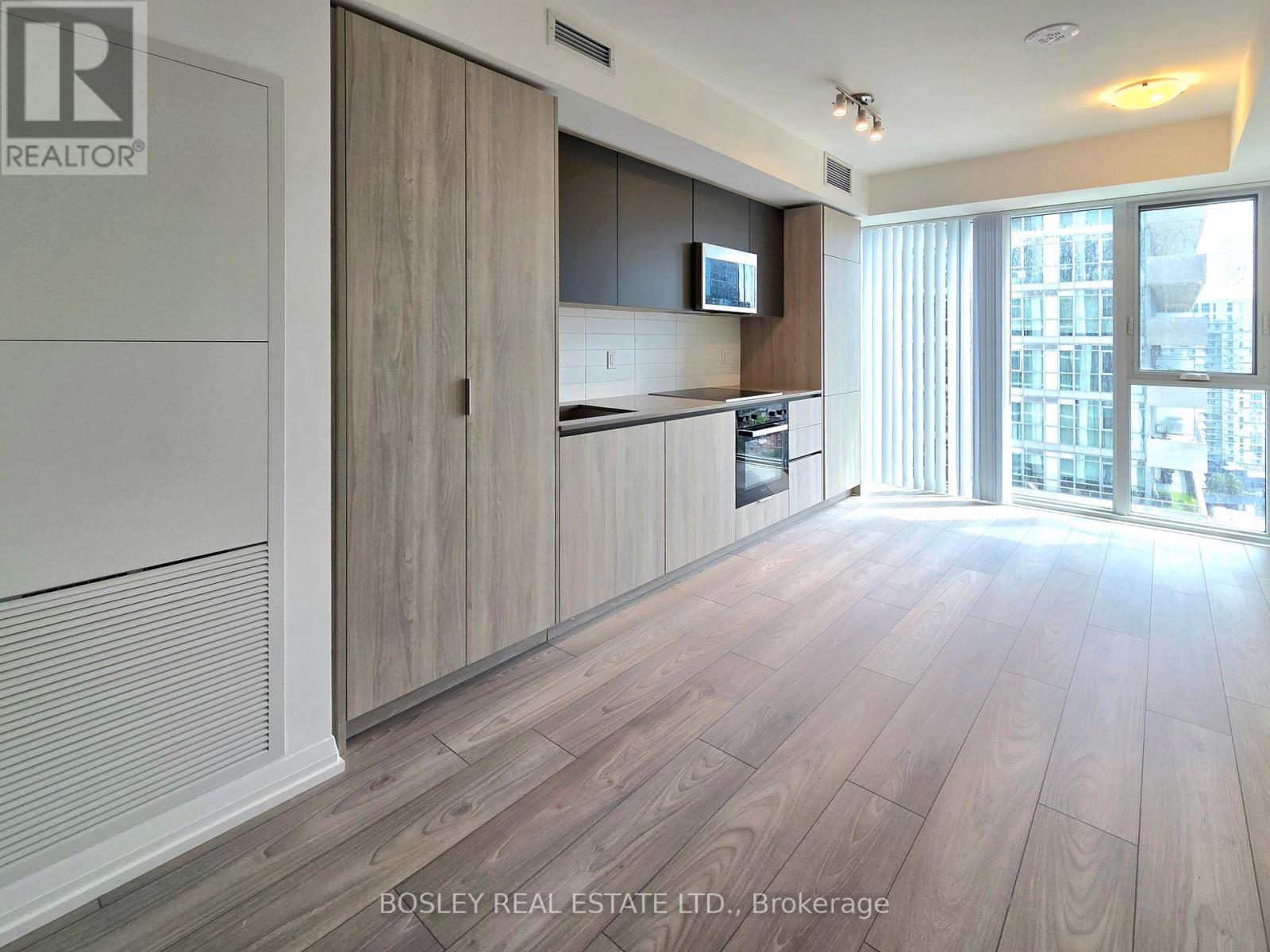 2116 - 400 King Street, Toronto, Ontario  M5V 0X8 - Photo 2 - C13682142