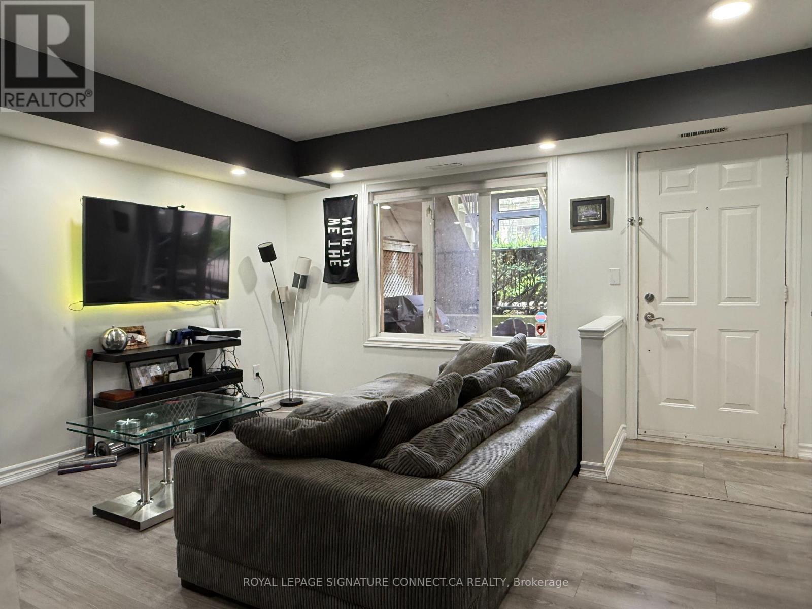 Th39 - 208 Niagara Street, Toronto, Ontario  M6J 3W5 - Photo 4 - C13682206