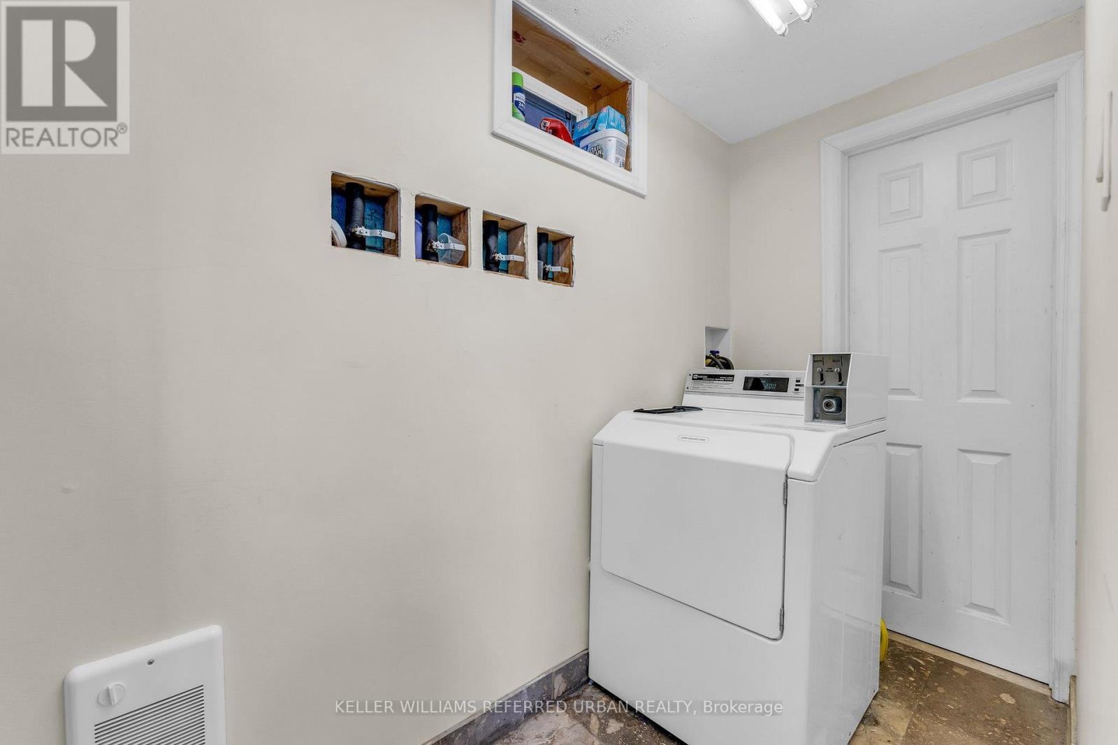 Main - 314 Atlas Avenue, Toronto, Ontario  M6C 3P9 - Photo 34 - C13682286
