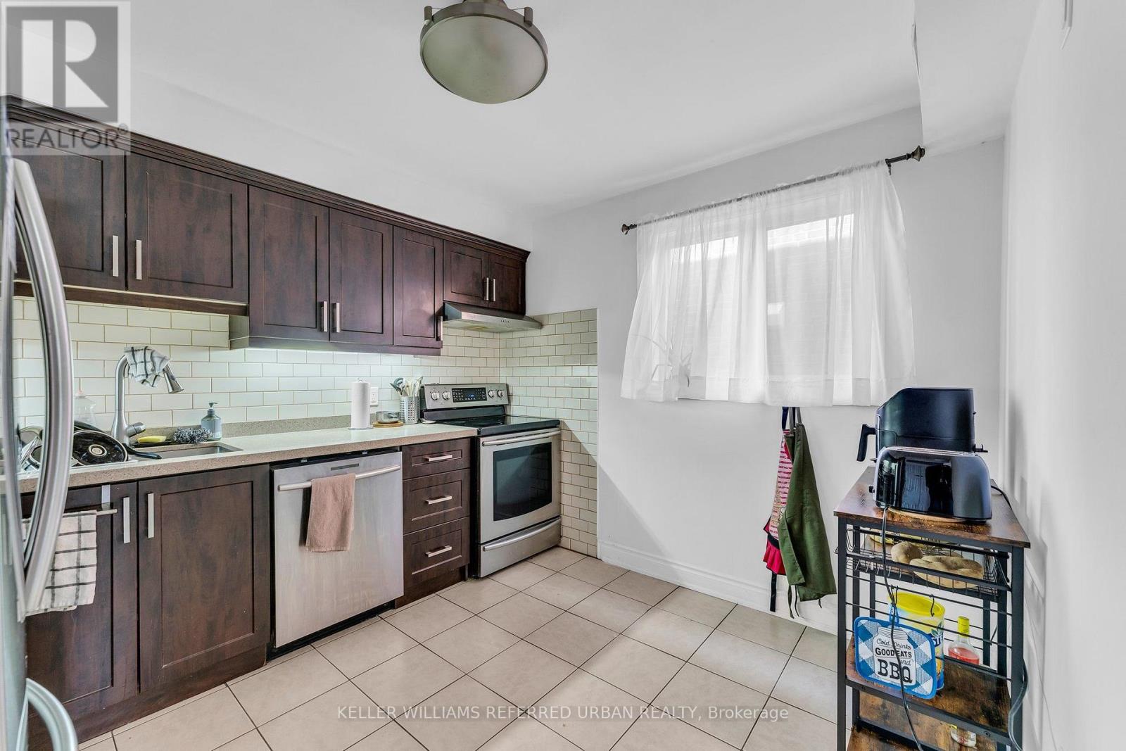 Main - 314 Atlas Avenue, Toronto, Ontario  M6C 3P9 - Photo 9 - C13682286