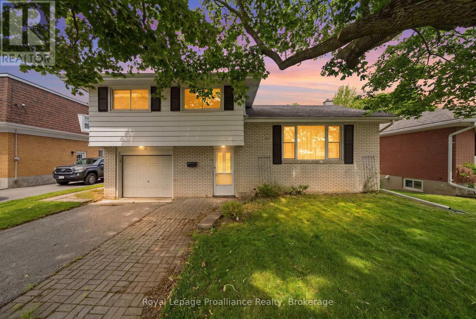 46 EDGEHILL ROAD, Belleville, Ontario