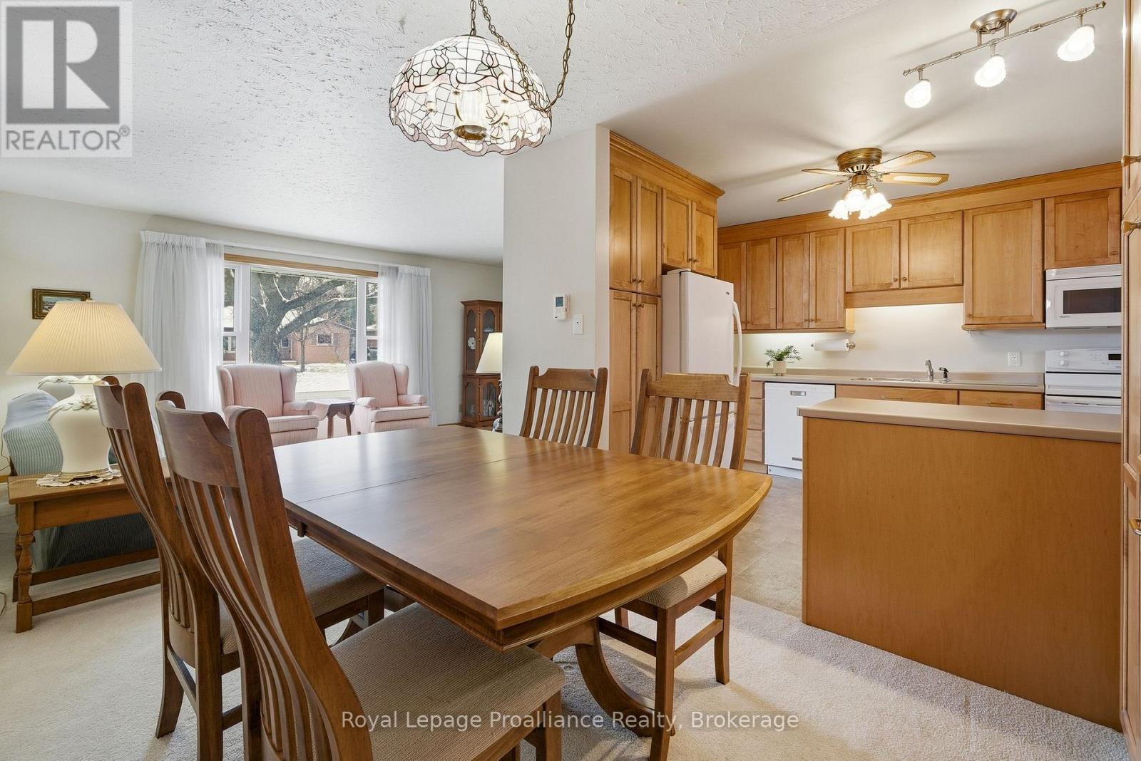 46 Edgehill Road, Belleville, Ontario  K8N 2L1 - Photo 12 - X13682270