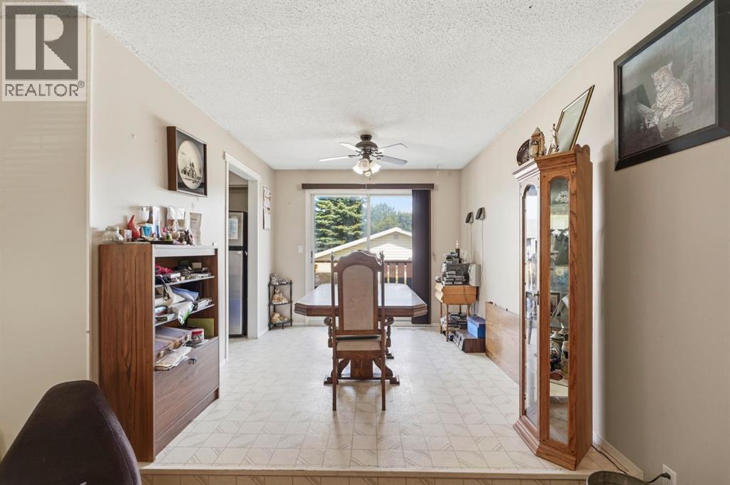 4420 57 Avenue, Innisfail, Alberta  T4G 1K9 - Photo 6 - A2327326