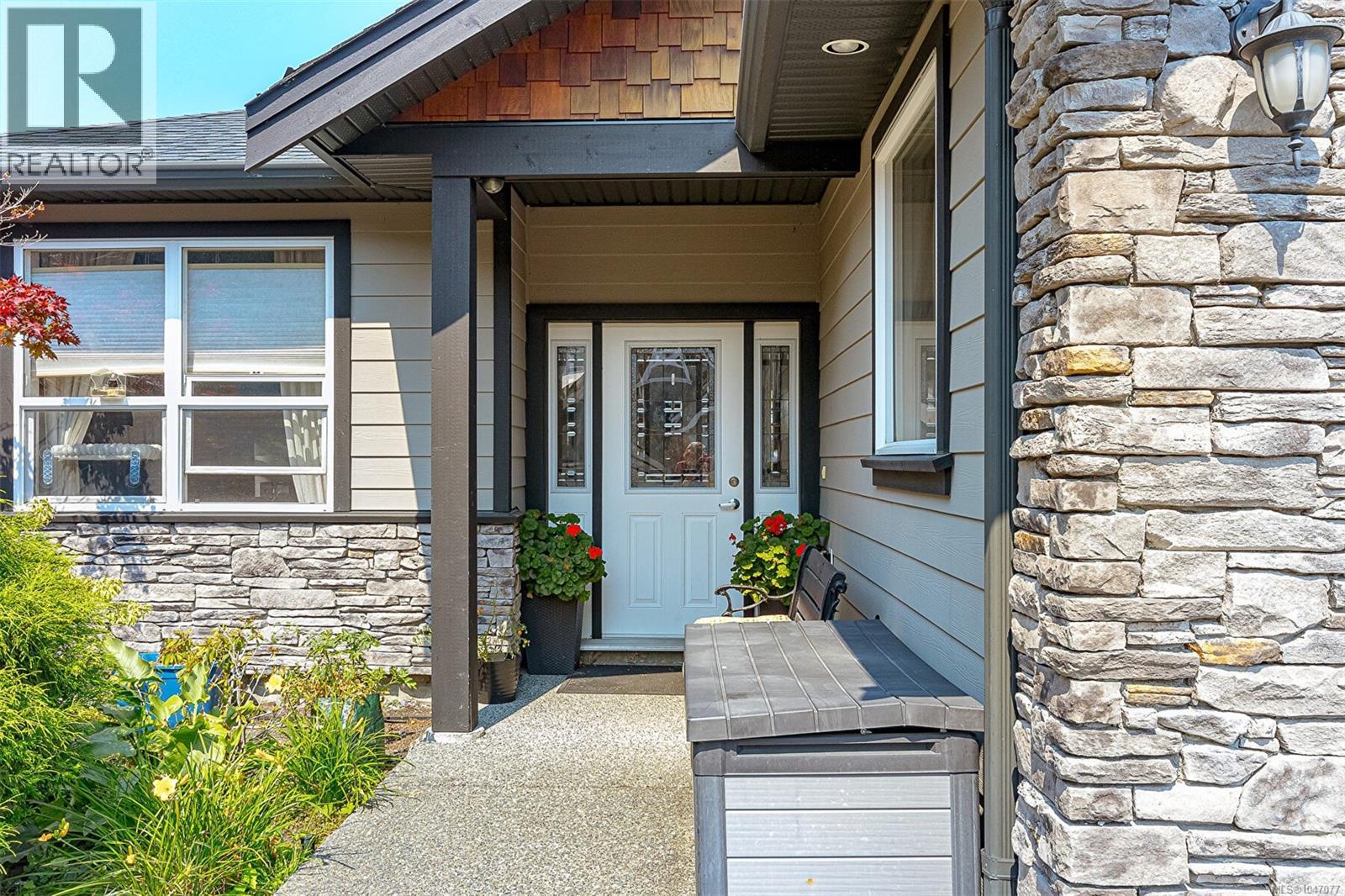 929 Step Moss Close, Langford, British Columbia  V9C 4M8 - Photo 2 - 1047077
