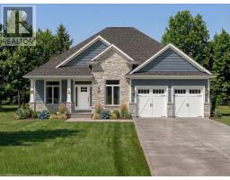 3516 KAWARTHA DRIVE, Plympton-Wyoming, Ontario