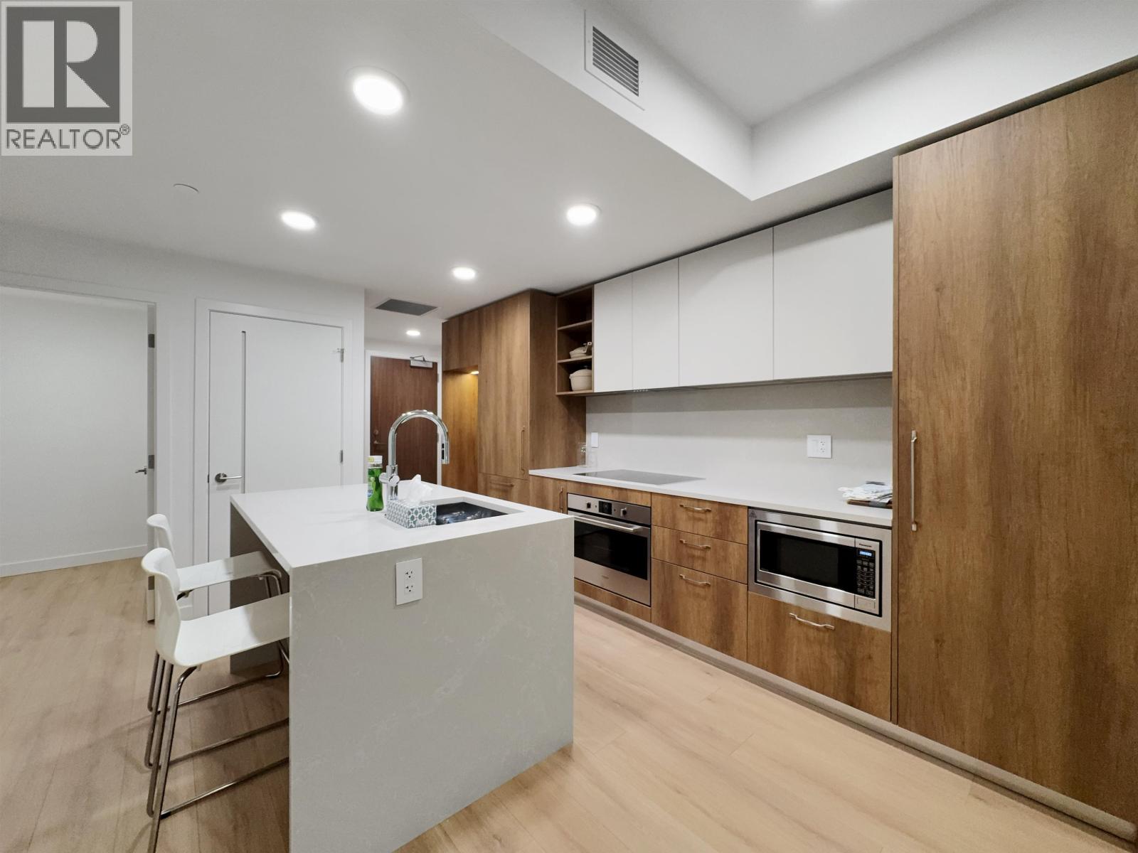 3xx 133 W 49th Avenue, Vancouver, British Columbia  V5Y 0P8 - Photo 3 - R3156197