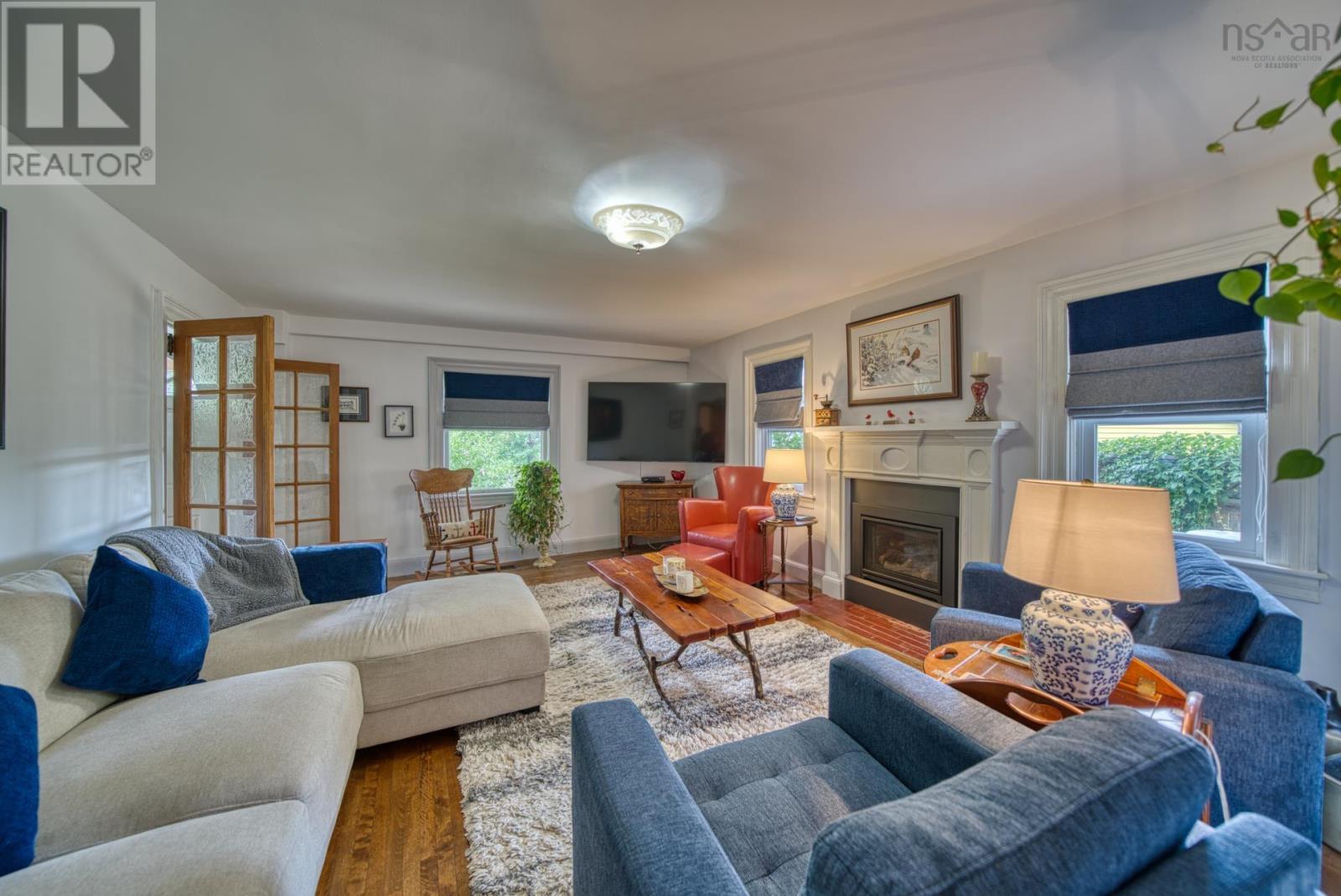 261 Edgewater Street, Mahone Bay, Nova Scotia  B0J 2E0 - Photo 15 - 202620321