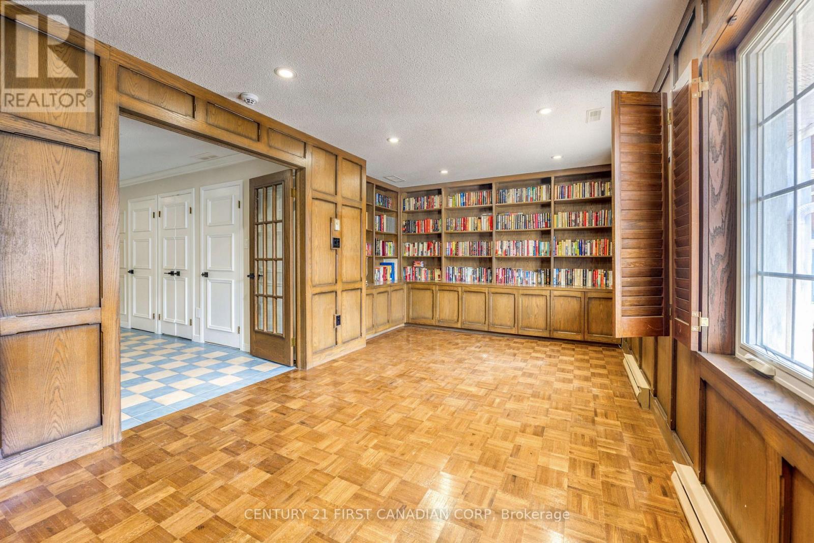 W45 - 1500 Venetian Boulevard, Point Edward, Ontario  N7T 7W4 - Photo 11 - X13682158
