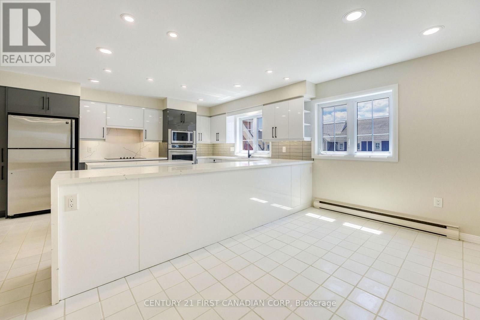 W45 - 1500 Venetian Boulevard, Point Edward, Ontario  N7T 7W4 - Photo 27 - X13682158