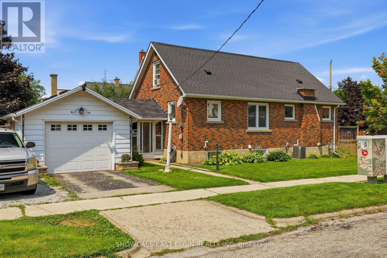 122 Redan Street, St. Thomas, Ontario  N5P 1V3 - Photo 2 - X13682174