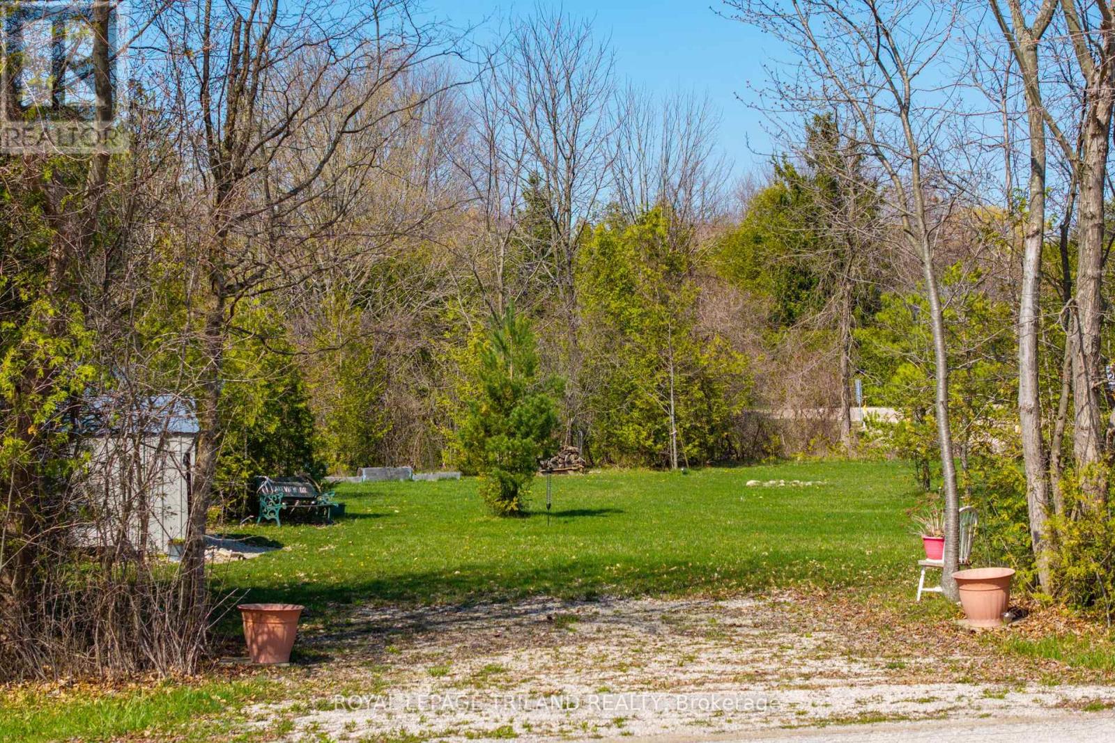 33714 Pavilion Road, Bluewater, Ontario  N0M 1G0 - Photo 16 - X13682228
