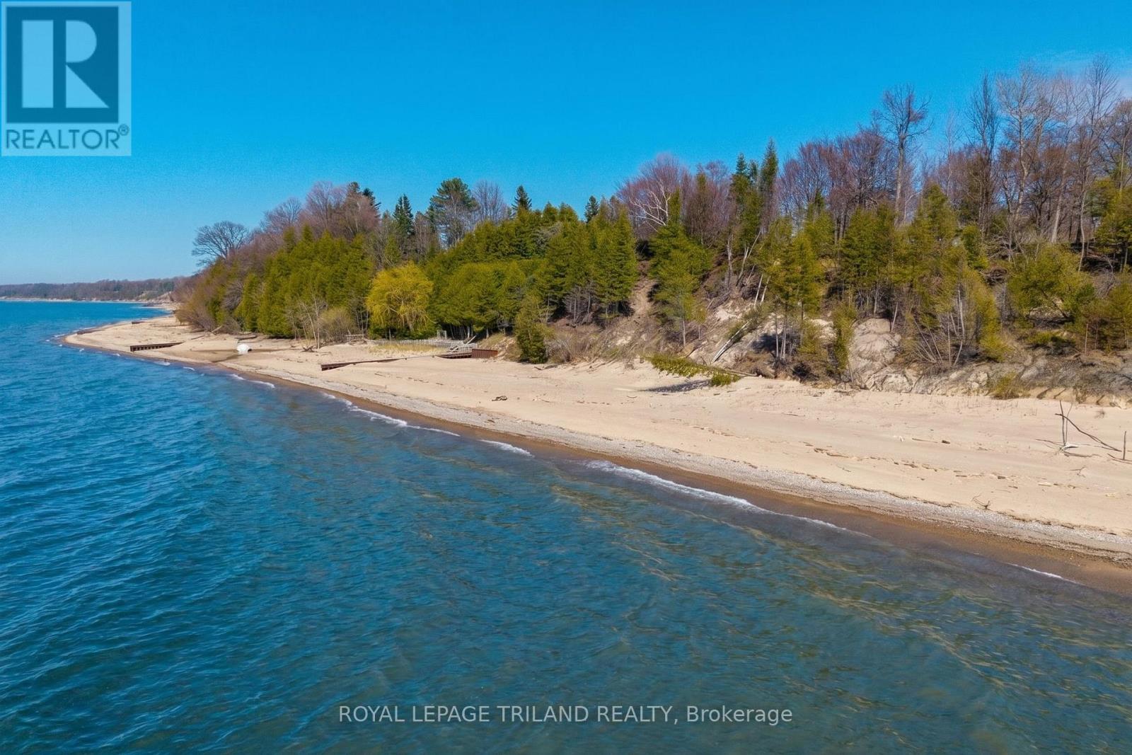 33714 Pavilion Road, Bluewater, Ontario  N0M 1G0 - Photo 9 - X13682228