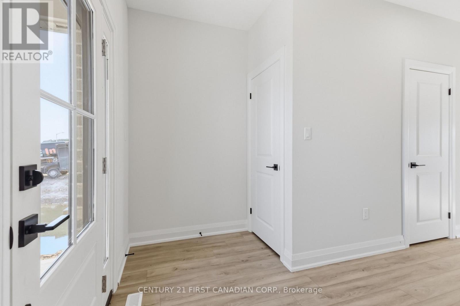 115 Addison Avenue, Lucan Biddulph, Ontario  N0M 2J0 - Photo 6 - X13682254