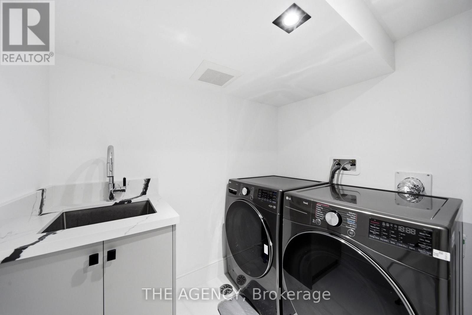 193 Beechwood Crescent, Newmarket, Ontario  L3Y 1W2 - Photo 38 - N13682148