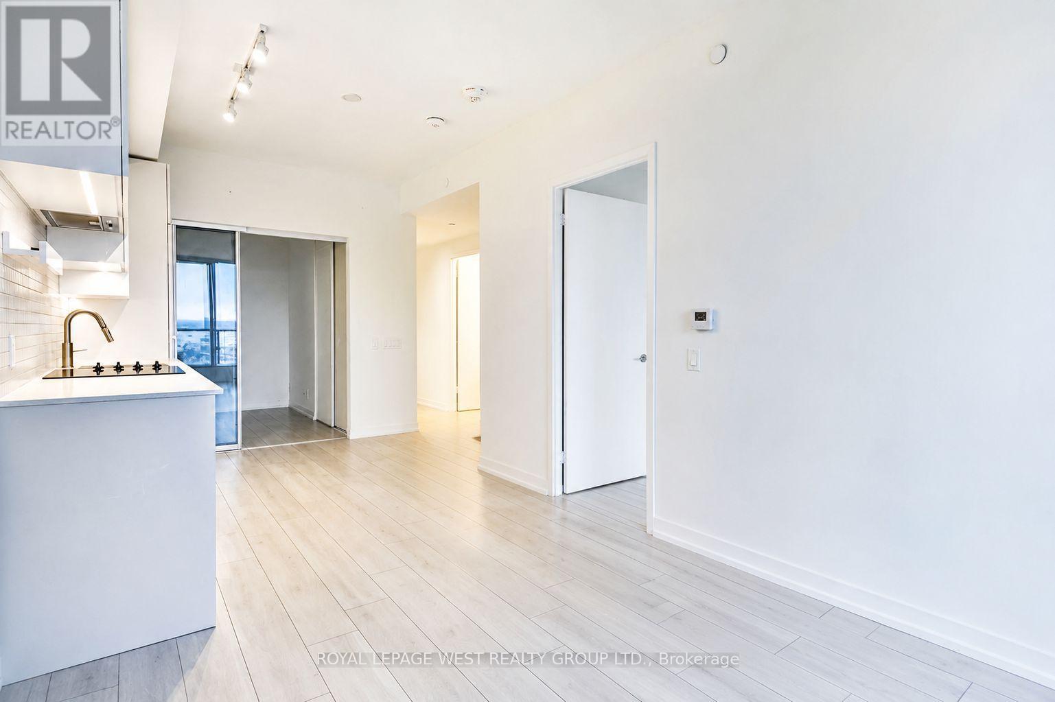 2615 - 950 Portage Parkway, Vaughan, Ontario  L4K 0J7 - Photo 4 - N13682164