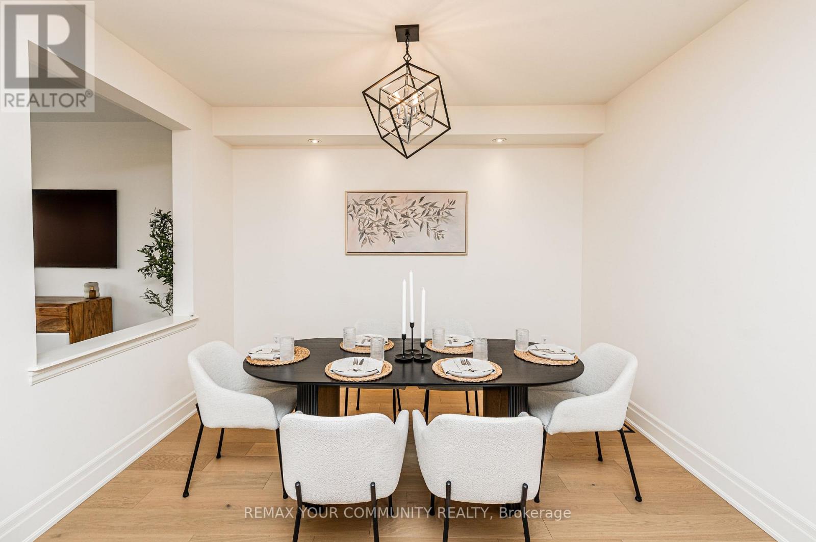 26 Faust Ridge, Vaughan, Ontario  L4H 4T1 - Photo 6 - N13682196