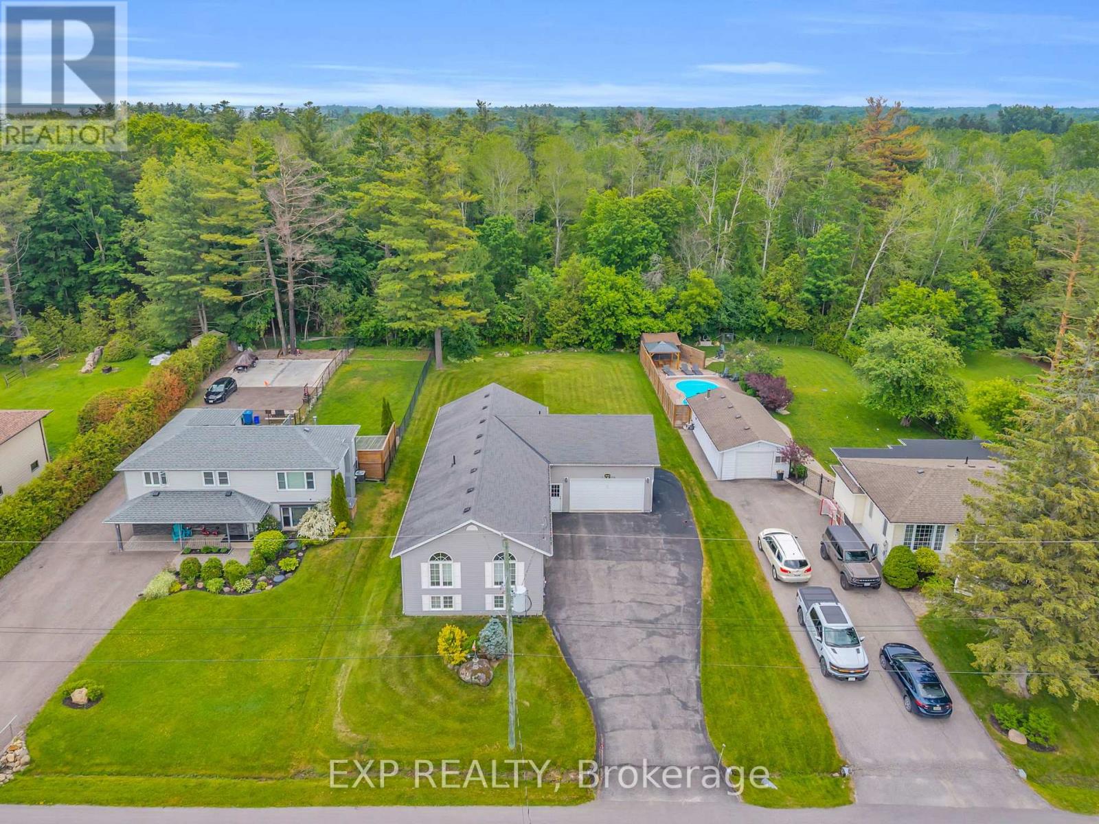 21 Sunnidale Boulevard, Georgina, Ontario  L0E 1L0 - Photo 2 - N13682236