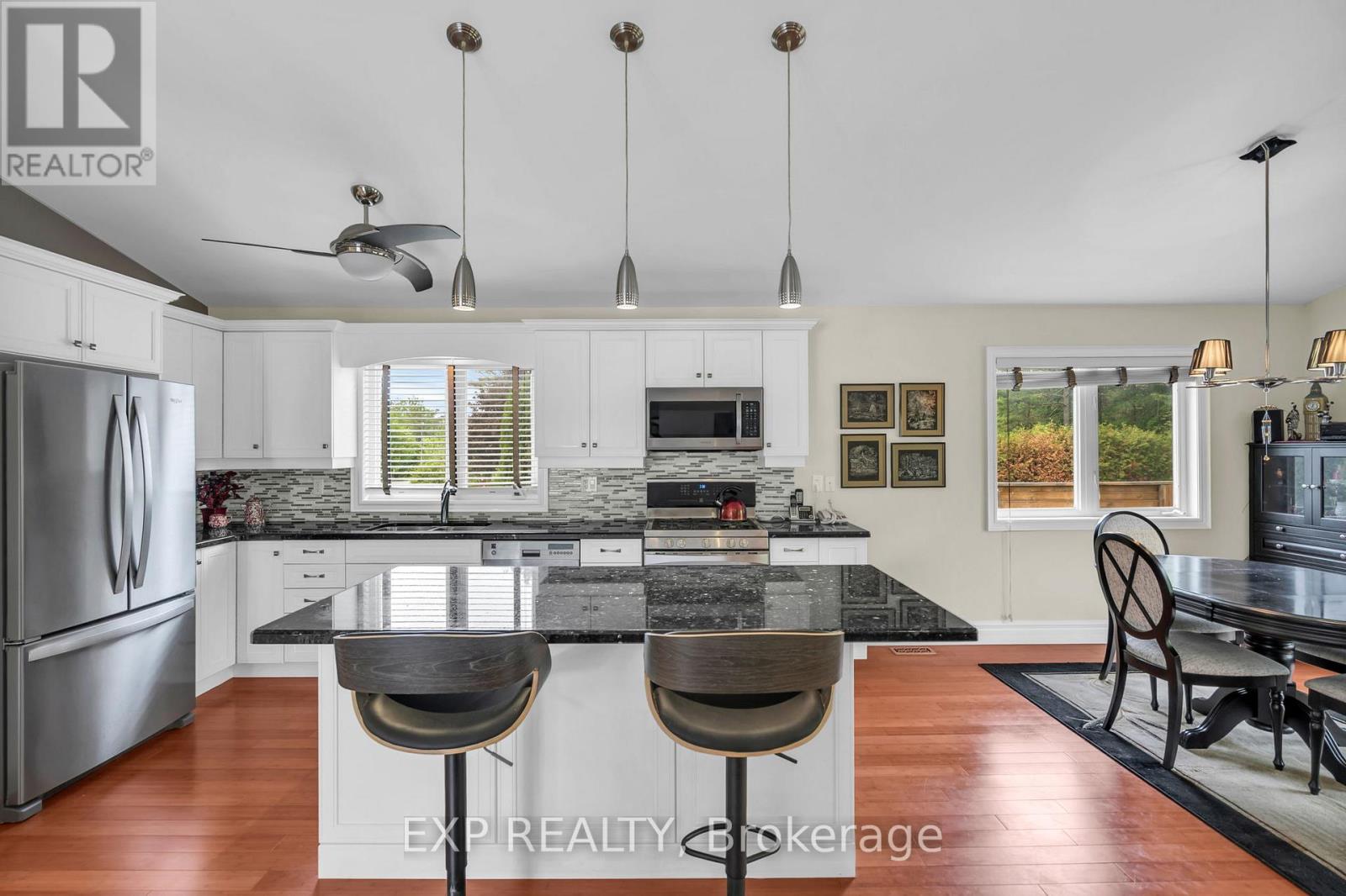 21 Sunnidale Boulevard, Georgina, Ontario  L0E 1L0 - Photo 8 - N13682236