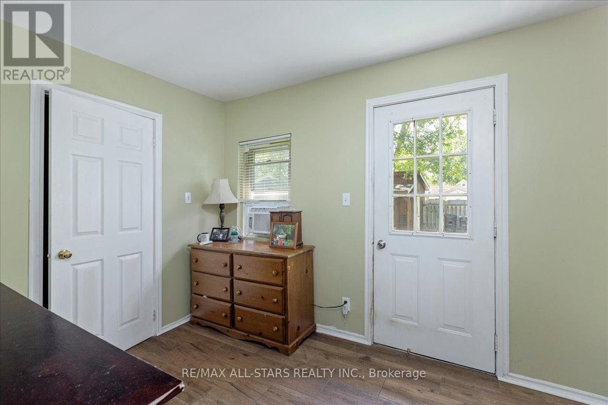 1061 2nd Line, Innisfil, Ontario  L0L 1R0 - Photo 13 - N13682278
