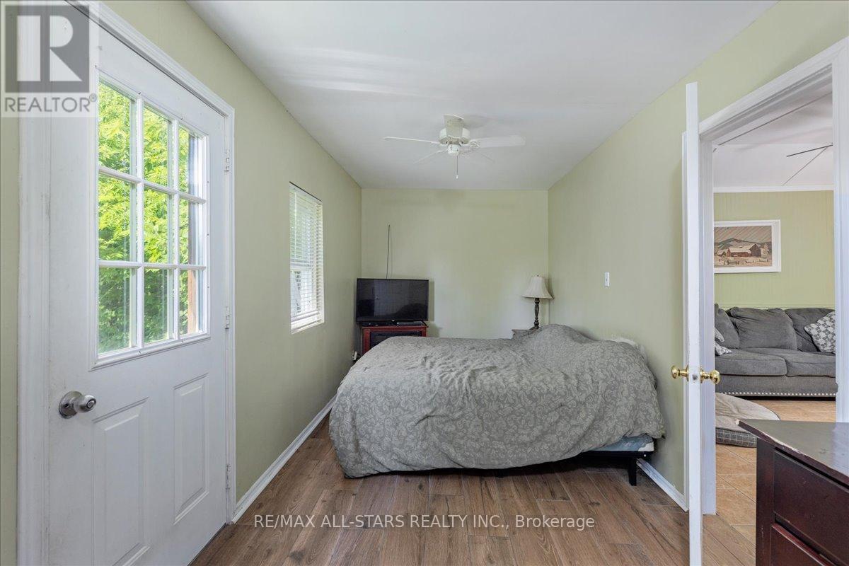 1061 2nd Line, Innisfil, Ontario  L0L 1R0 - Photo 14 - N13682278