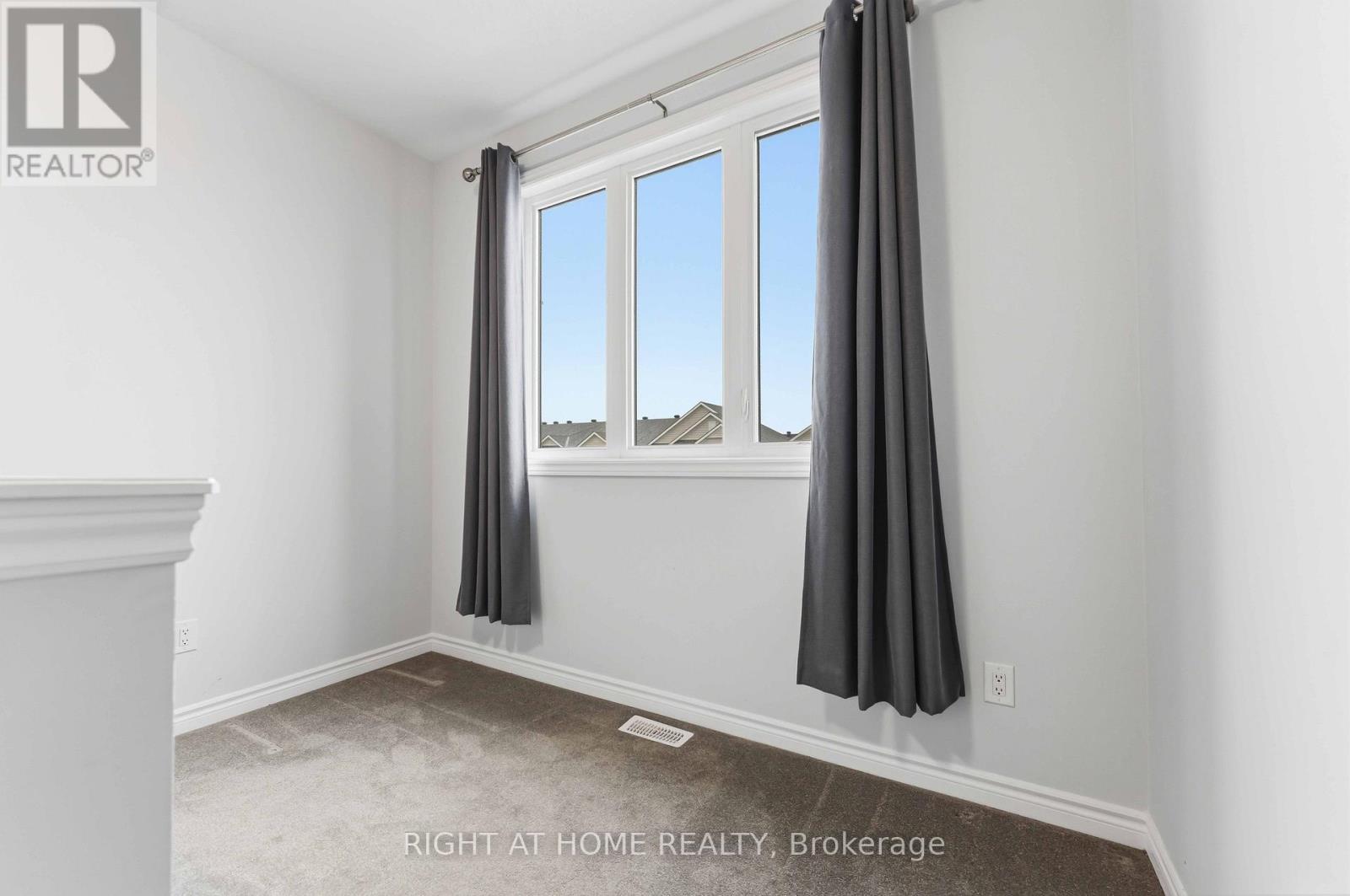 709 Derreen Avenue, Ottawa, Ontario  K2S 2Z2 - Photo 17 - X13682258