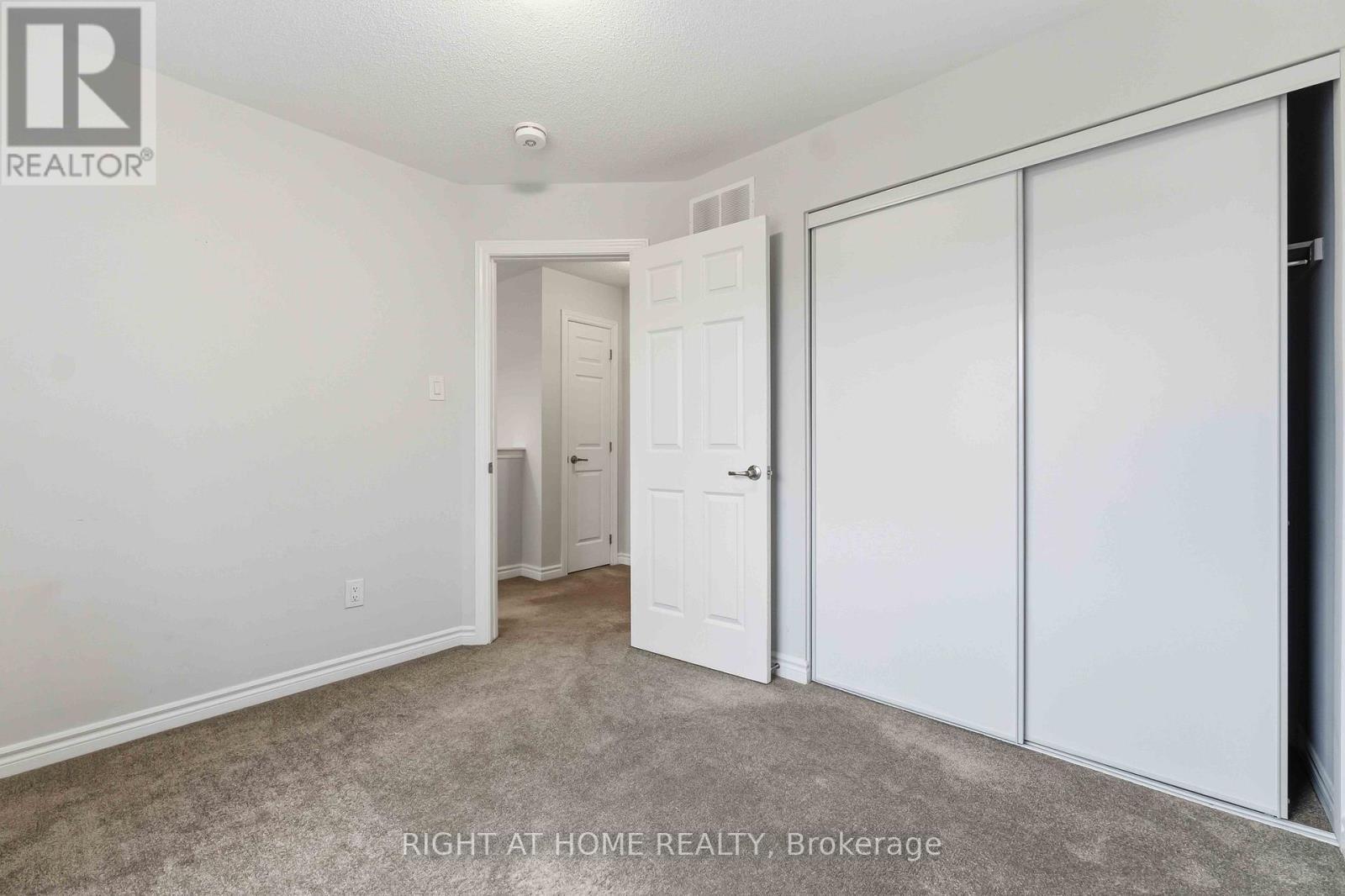 709 Derreen Avenue, Ottawa, Ontario  K2S 2Z2 - Photo 21 - X13682258
