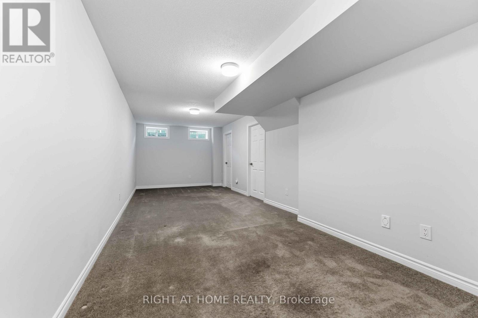 709 Derreen Avenue, Ottawa, Ontario  K2S 2Z2 - Photo 33 - X13682258