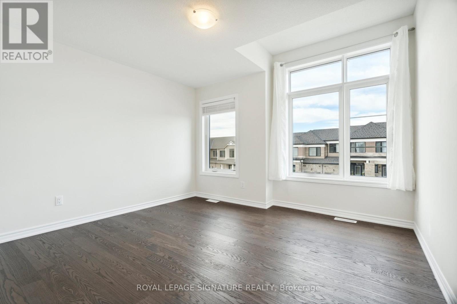 28 Tamworth Terrace, Barrie, Ontario  L9J 0W5 - Photo 27 - S13682234