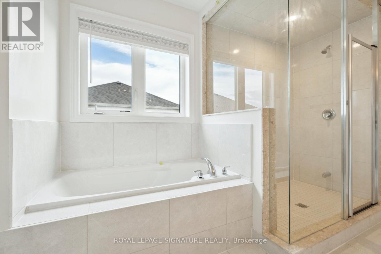 28 Tamworth Terrace, Barrie, Ontario  L9J 0W5 - Photo 36 - S13682234