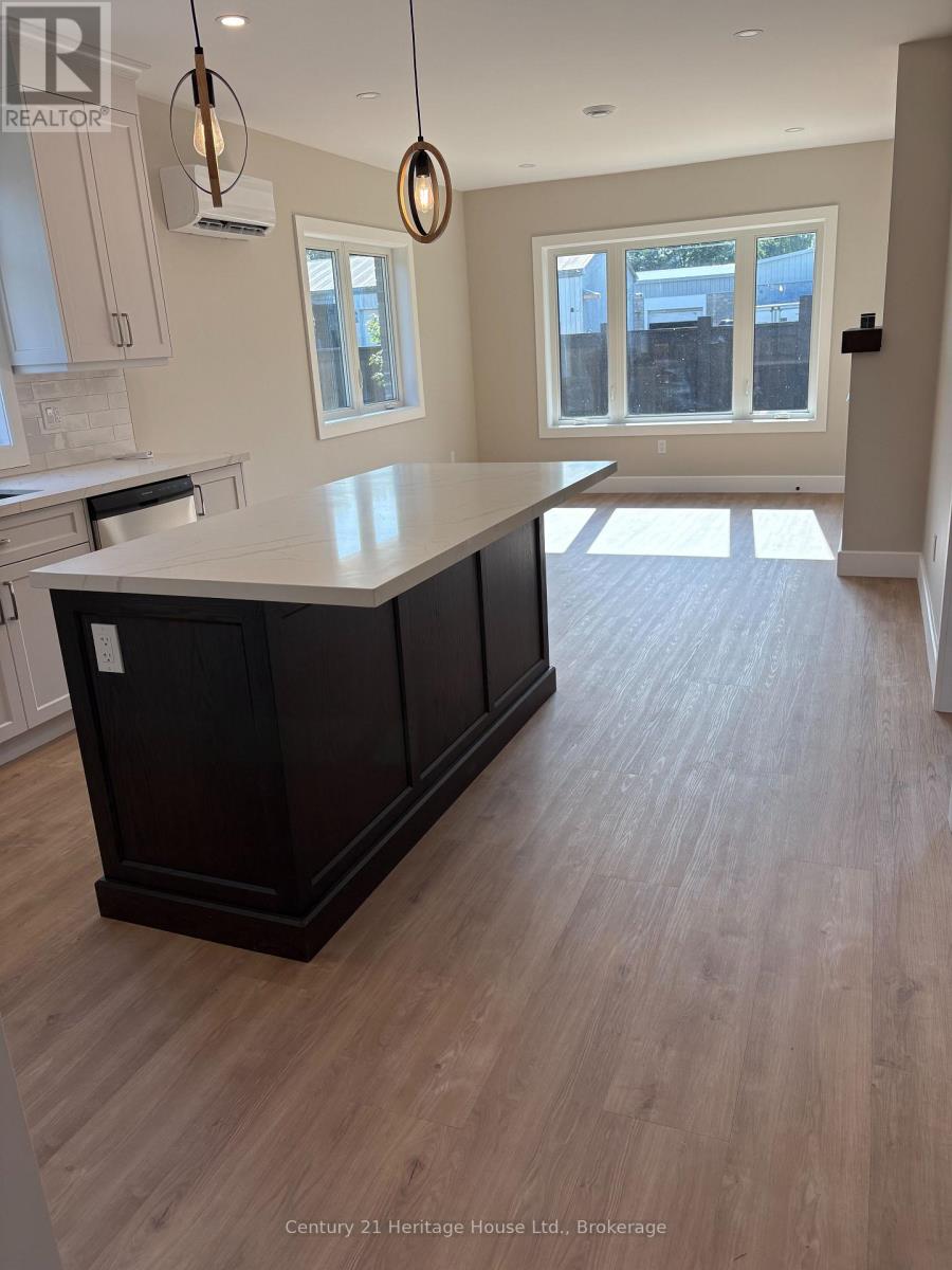 Unit B - 323 Arthur Street, Wellington North, Ontario  N0G 2L3 - Photo 3 - X12594744