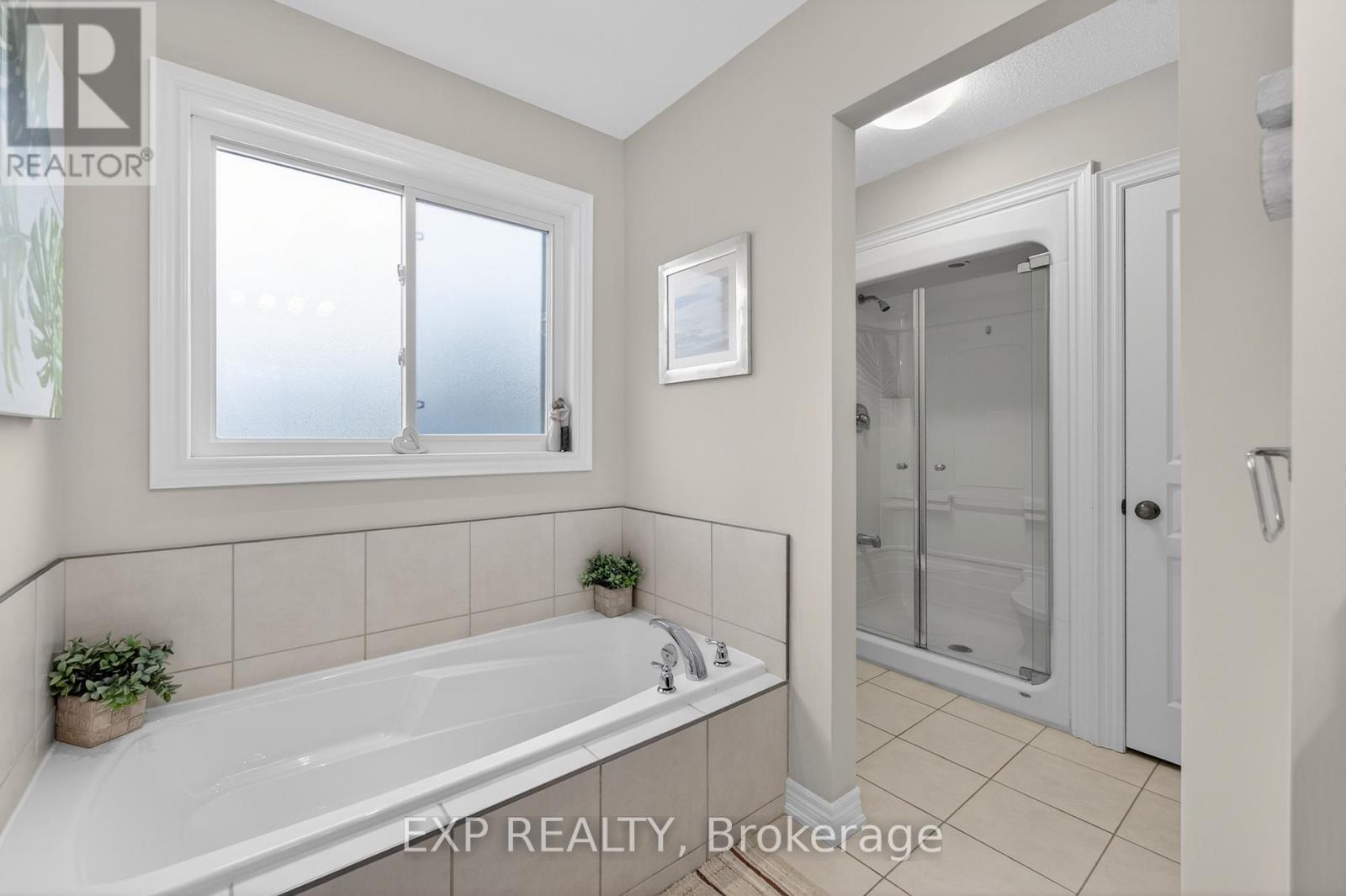 5783 Jake Crescent, Niagara Falls, Ontario  L2H 0G3 - Photo 35 - X13682154