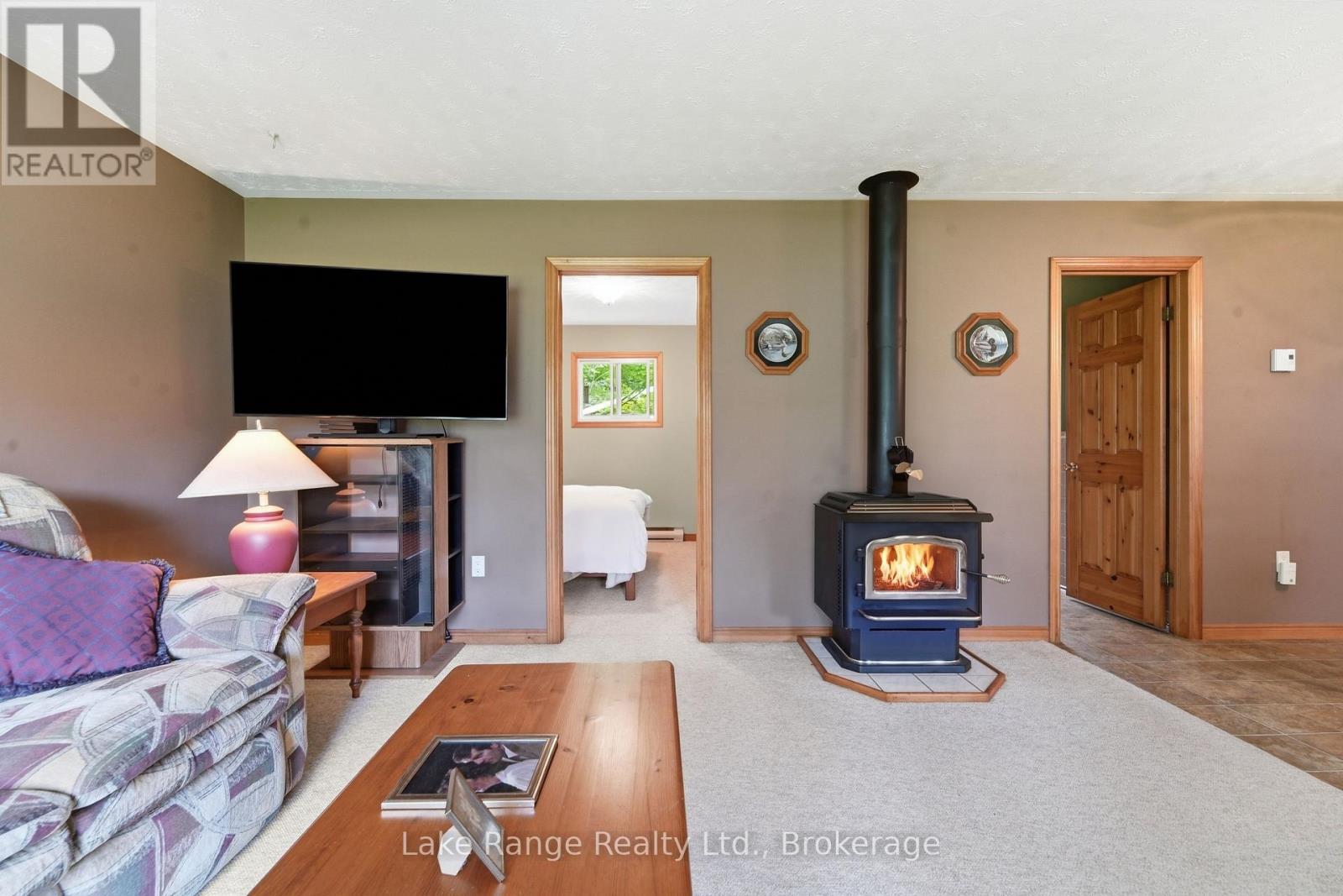 311 Maple Street, Huron-Kinloss, Ontario  N0G 2R0 - Photo 18 - X13577580