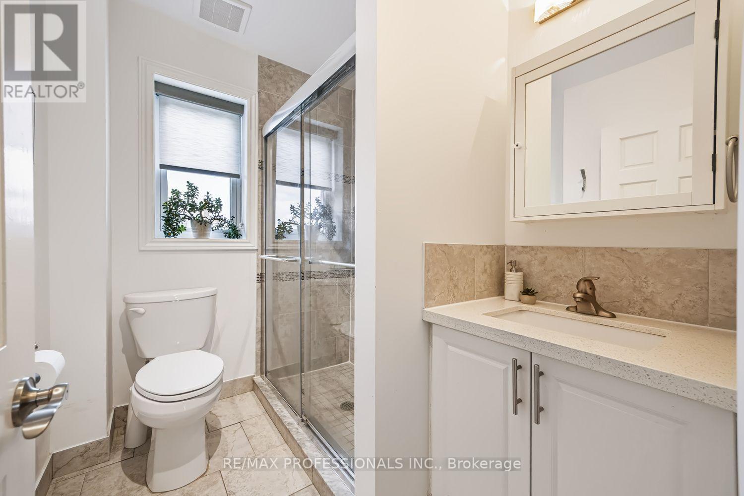 3 Blakley Avenue, Toronto, Ontario  M6N 3Y4 - Photo 21 - W13681644