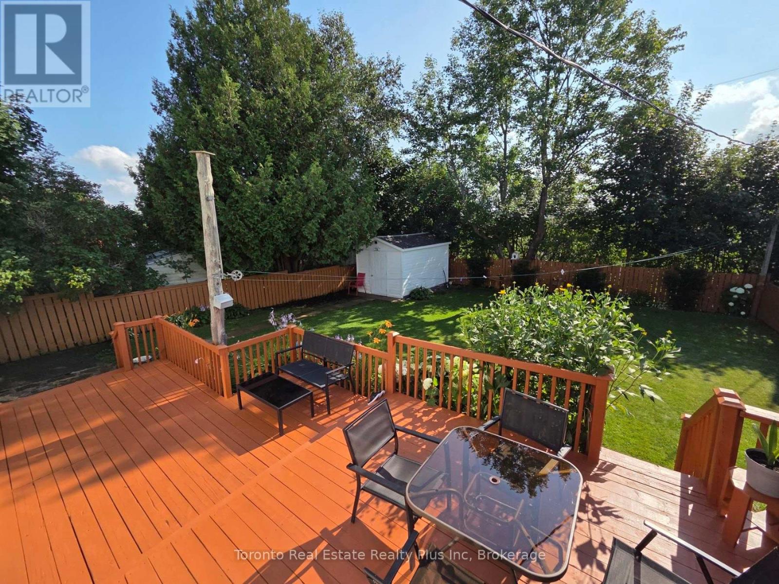 28 Milliken Road, Elliot Lake, Ontario  P5A 1K1 - Photo 8 - X13681142