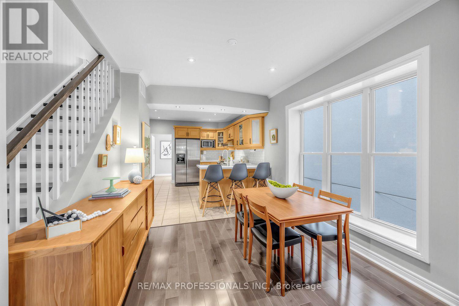 3 Blakley Avenue, Toronto, Ontario  M6N 3Y4 - Photo 7 - W13681644