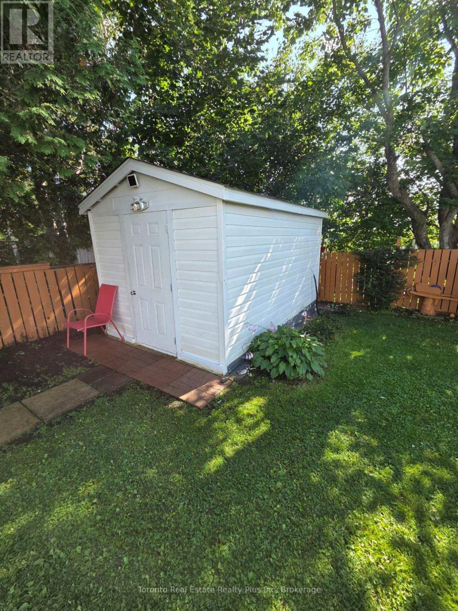 28 Milliken Road, Elliot Lake, Ontario  P5A 1K1 - Photo 11 - X13681142