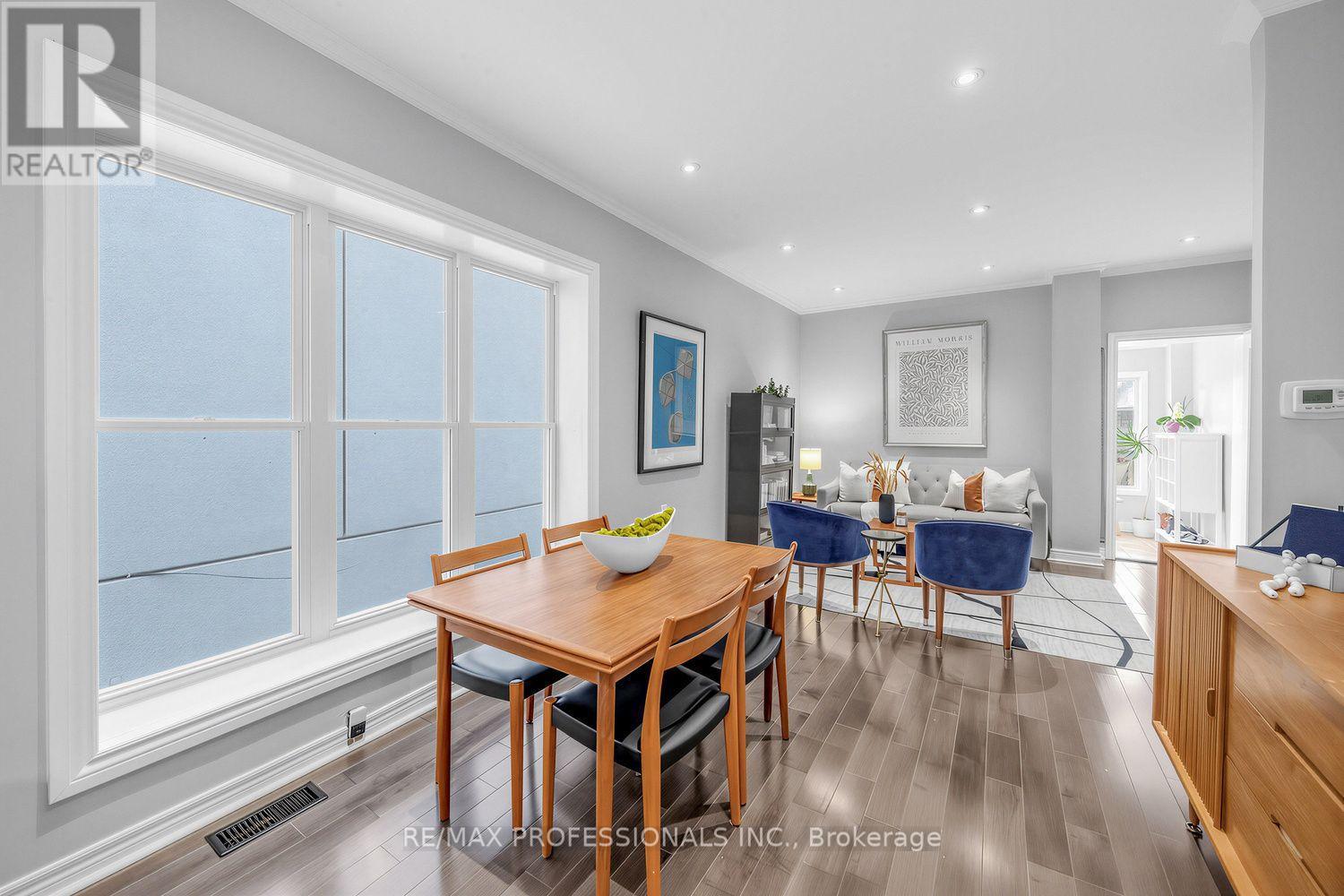 3 Blakley Avenue, Toronto, Ontario  M6N 3Y4 - Photo 9 - W13681644