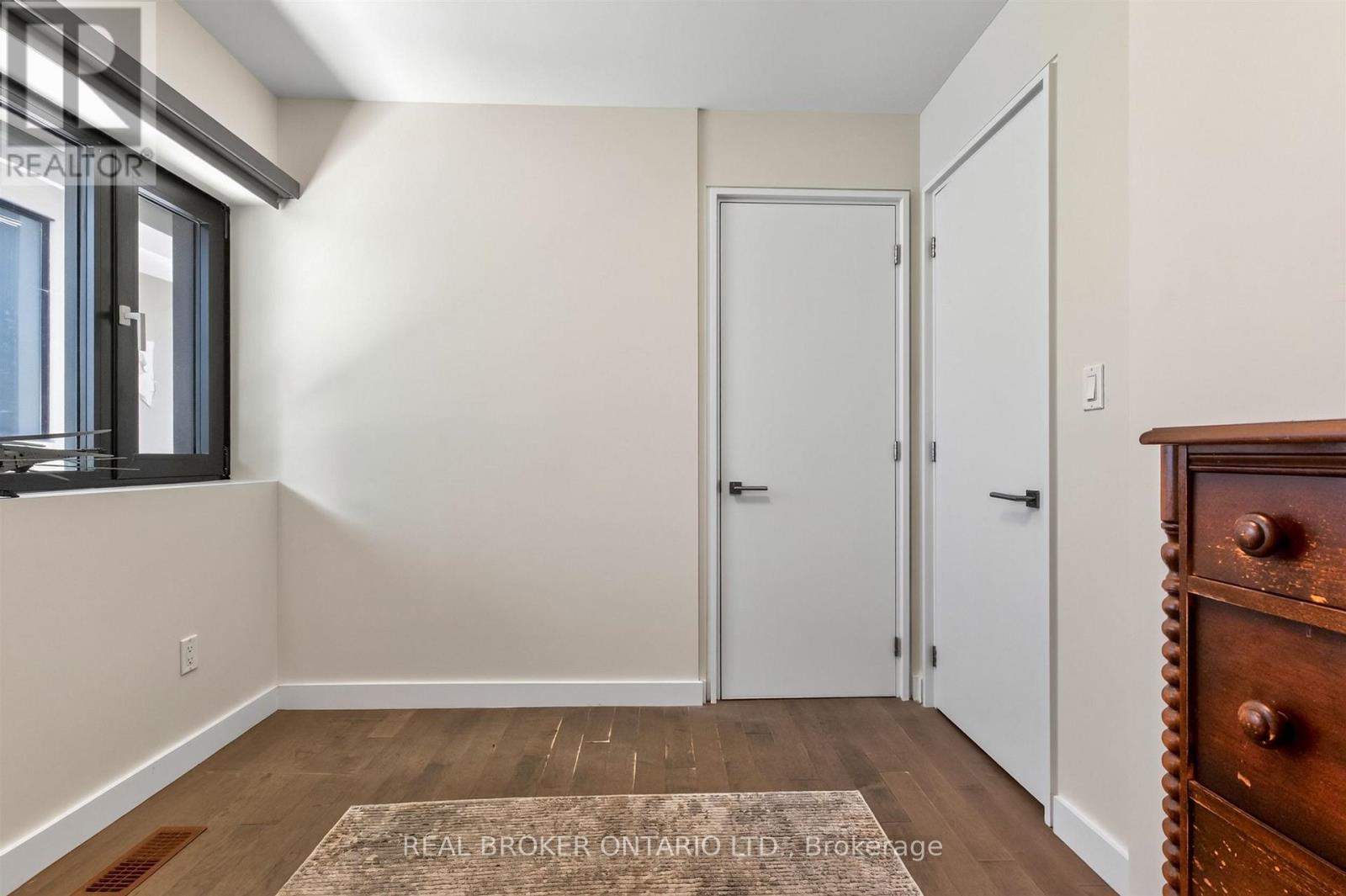 90a South Kingsway Way, Toronto, Ontario  M6S 3T3 - Photo 23 - W13682162