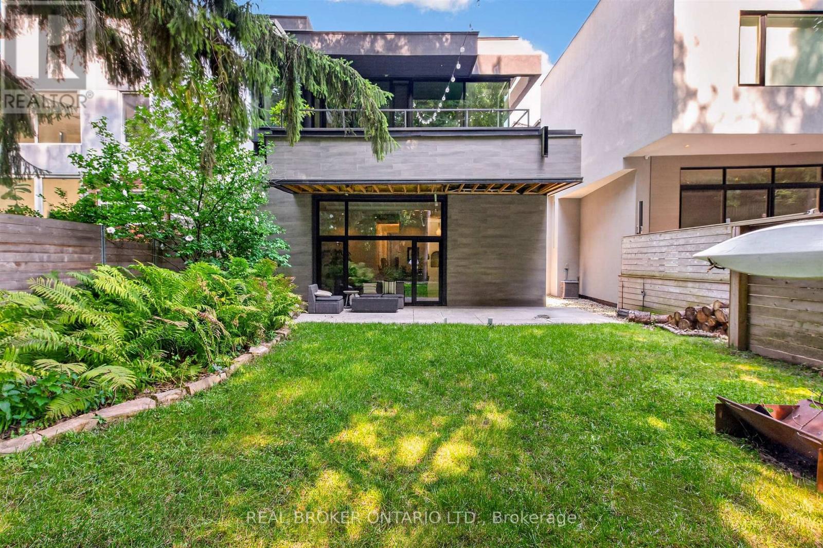 90a South Kingsway Way, Toronto, Ontario  M6S 3T3 - Photo 28 - W13682162