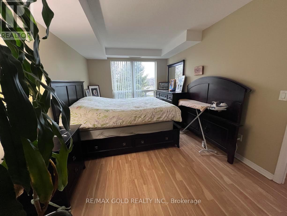 213 - 25 Via Rosedale Way, Brampton, Ontario  L6R 3J8 - Photo 6 - W13682238