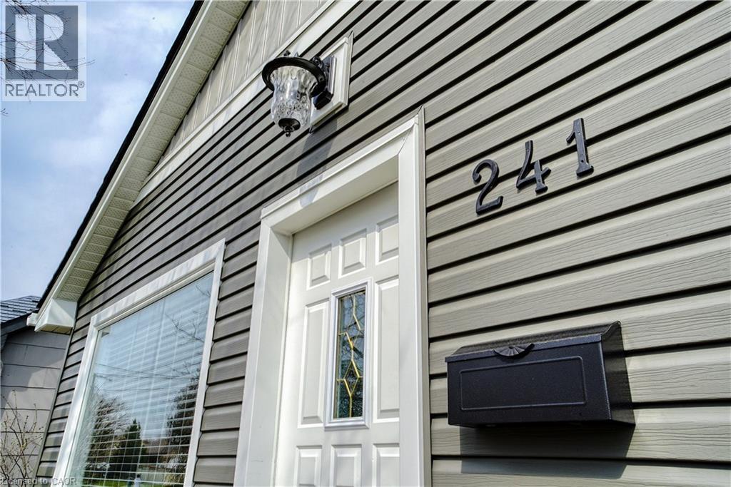 241 GUELPH Avenue Unit# B, Cambridge, Ontario