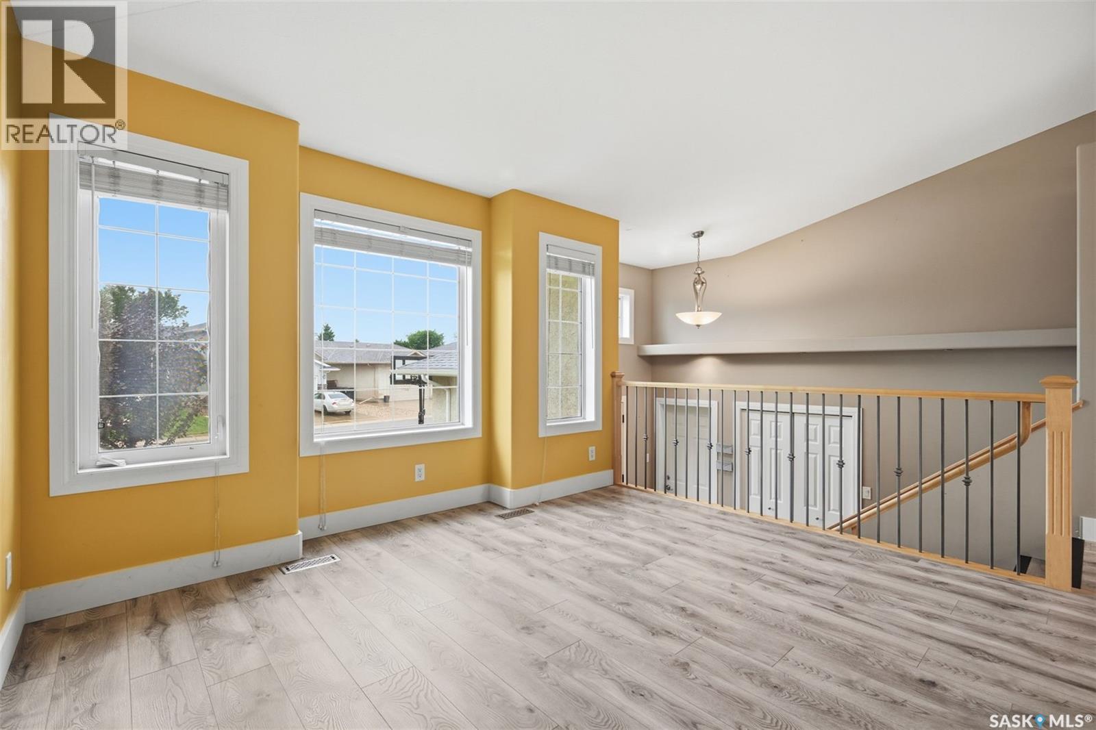 512 Ens Lane, Warman, Saskatchewan  S0K 4S0 - Photo 5 - SK045732