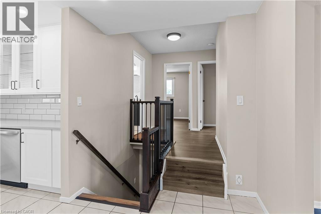 1077 Upper Sherman Avenue Unit# Upper, Hamilton, Ontario  L8V 4R9 - Photo 18 - 40847969