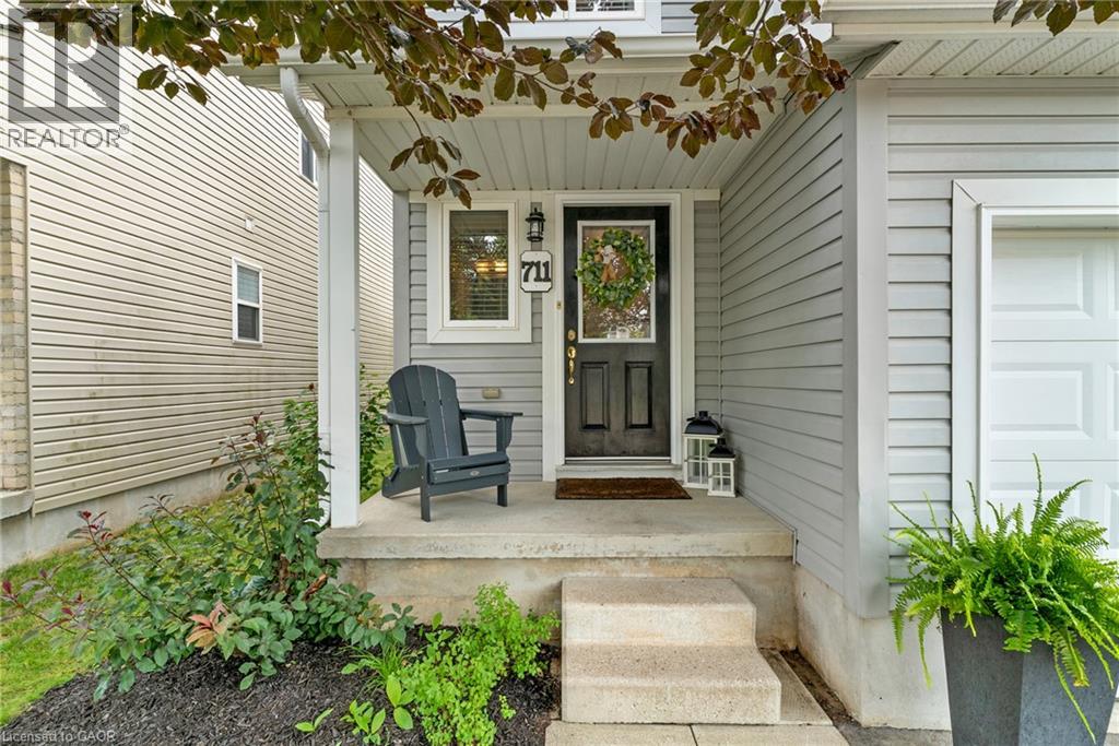 711 Angler Way, Waterloo, Ontario N2K 4L6 - Photo 4 - 40855583