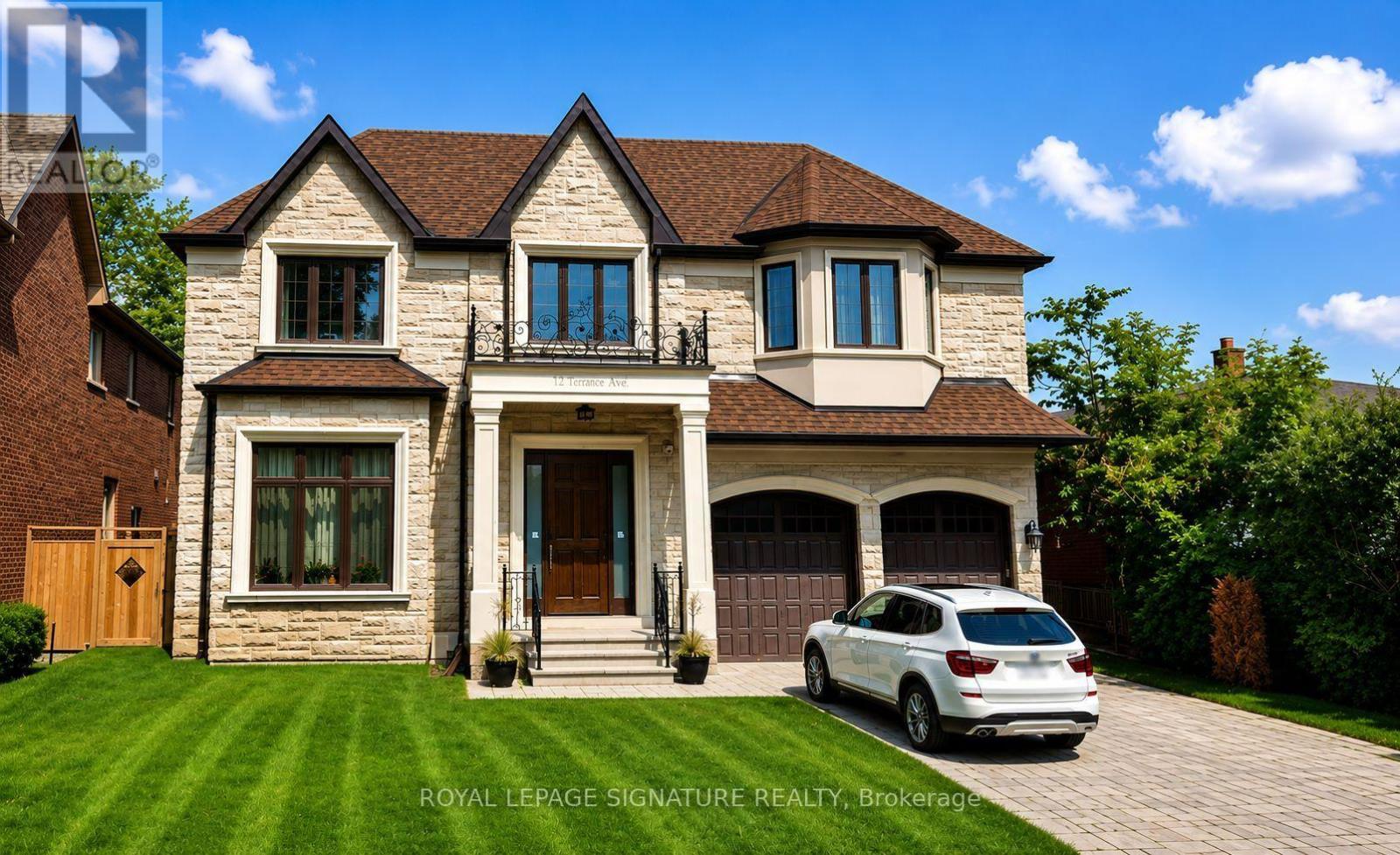 LOWER - 12 TERRACE AVENUE, Toronto, Ontario