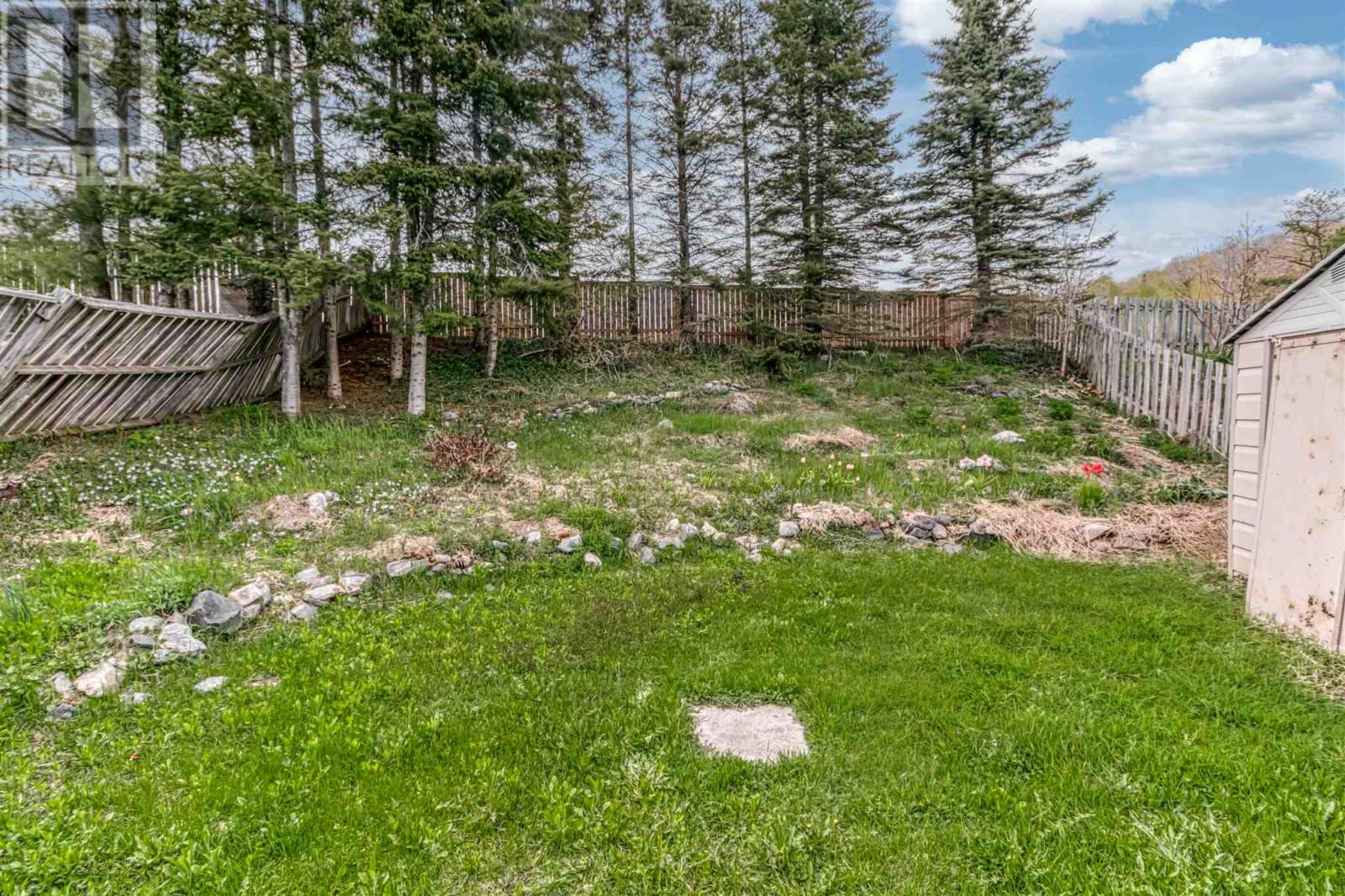 26 Lachance Pl, Elliot Lake, Ontario  P5A 3B8 - Photo 9 - SM261147