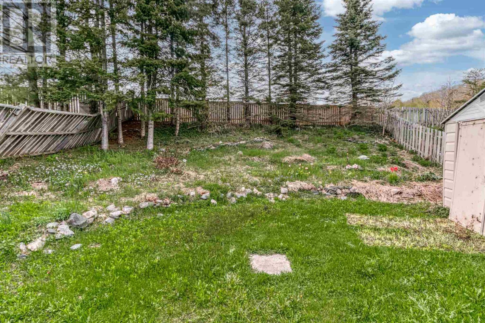 26 Lachance Pl, Elliot Lake, Ontario  P5A 3B8 - Photo 8 - SM261147
